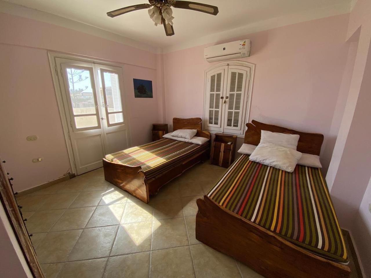 Вілла Beachfront Chalet In Green Beach, North Coast Ель-Аламейн Номер фото